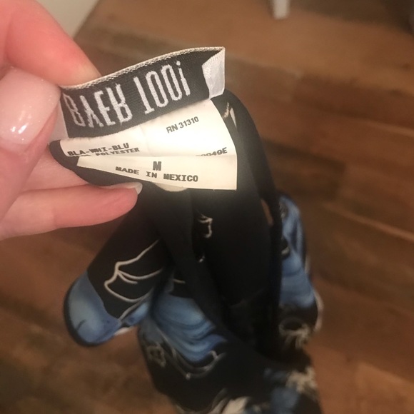 Dress - Picture 3 of 3